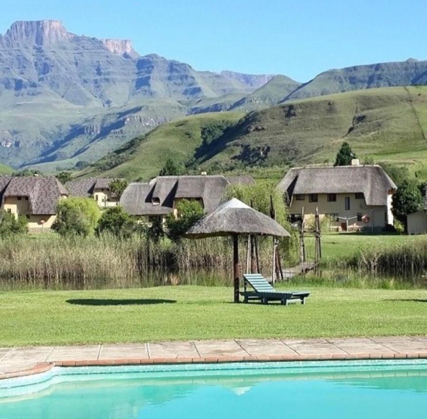 10 Mount Champagne *